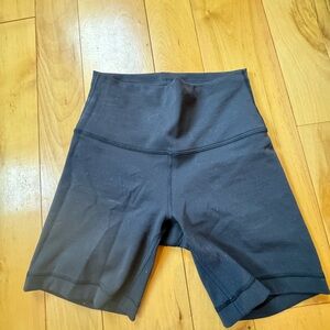 Lululemon Wunder Under Shorts